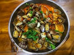 -老东镇啤酒屋海鲜加工·蒸汽海鲜·海鲜烧烤(台东店)