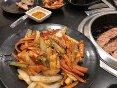 -满都拉碳火烤肉(文苑路店)