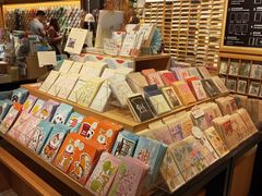-猫的天空之城概念书店(苏州诚品店)