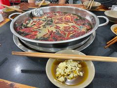 红油锅底-鸿林老火锅(沙杨路店)