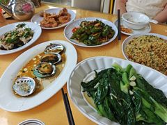 -鹏城人家海鲜酒家·23年老字号(较场尾店)