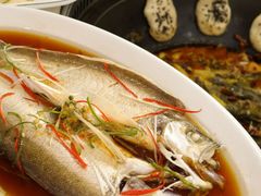 -丹水桥地锅鱼·翘嘴鲌·地方特色全鱼宴(丹江口大坝店)
