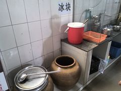 -正宗杨记普洱酸醋米线(总店)