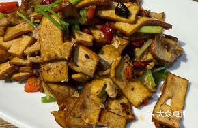 Fried Tofu with Fragrance from Changsha by High-Speed Train