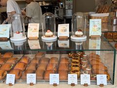 -VERIE BAKEHOUSE