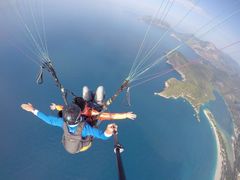 -费特希耶滑翔伞