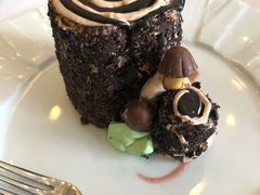 招牌树根蛋糕-莫斯科餐厅