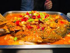-鸣记脆皮烤鱼·海鲜烤鱼(三八广场店)