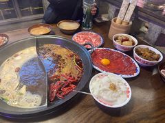 -萍姐火锅·公路夜市(武汉首店)