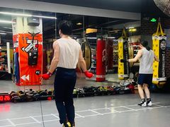 -拳盛时代拳击俱乐部(北京路店)