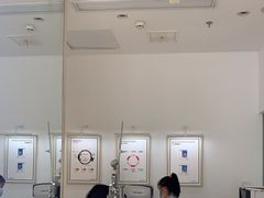 -AOJO眼镜(南翔印象城MEGA店)
