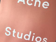 -Acne Studios(芮欧百货店)