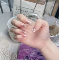 -悦指间美甲美睫
