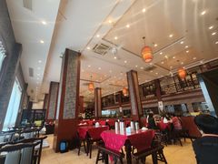 -侬佳蒸菜馆(听潮店)