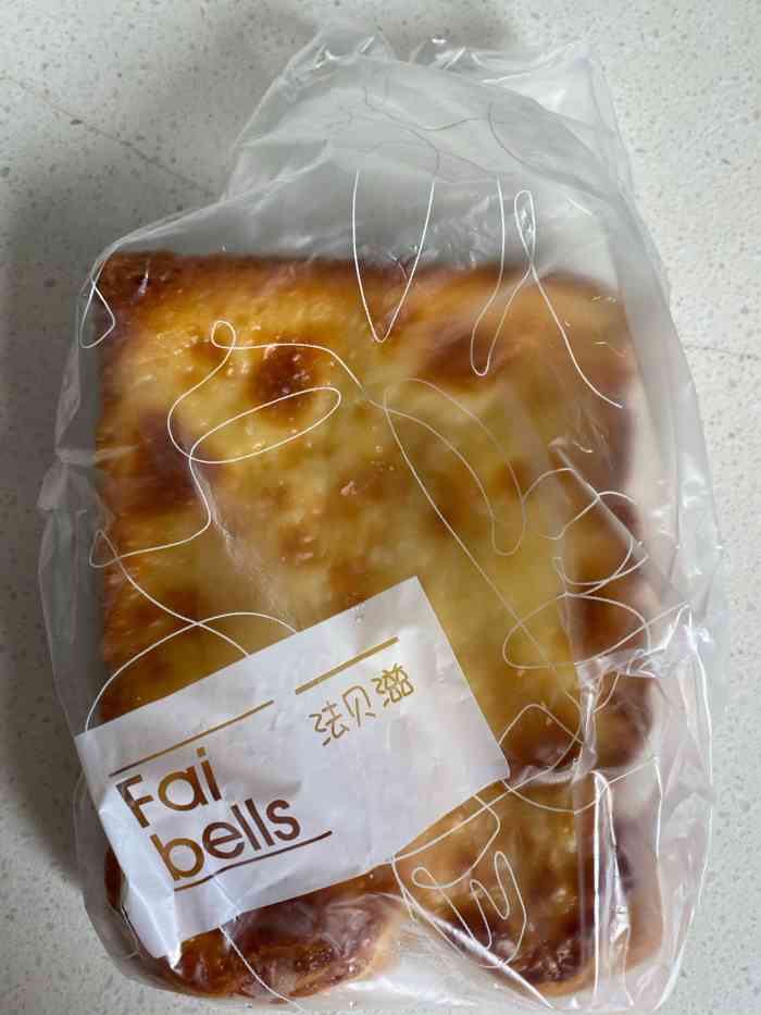 法贝滋(阳光城市花园店)-"经过法贝滋阳光店,买了些面包,日式红豆面.