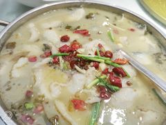 酸菜鱼-鑫小城故事·砂锅·排骨藕汤(兴业路店)