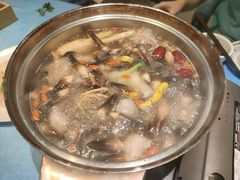 -千岛蚝高压锅生蚝·人参火锅(白云万达店)