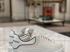 -Alexander McQueen(远洋太古里店)