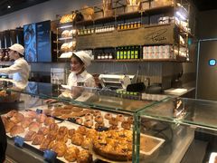 -星巴克(港汇1号办公楼店)