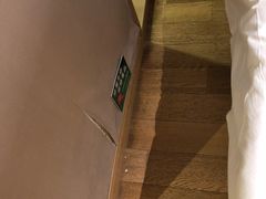 -铂逸梦秦酒店(横店梦幻谷店)