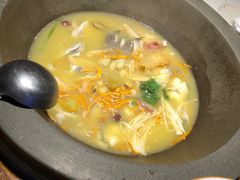 -咕嘟草帽鱼·牛奶一样的鲜鱼汤(包河万达广场创始店)