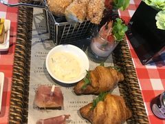 -广州富力君悦大酒店·关系酒廊