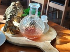 -Chom Cafe and Restaurant