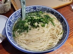 -东大桥小国抻面烧烤(长通路店)