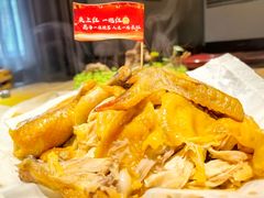 -头上红煨盐鸡·非遗院子餐厅