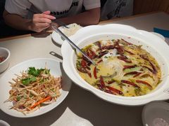-江渔儿酸菜鱼专门店(明珠广场店)