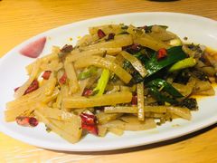 -钟记家菜(红专南路店)