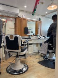 -韦恩先生Barbershop英式男士理发馆