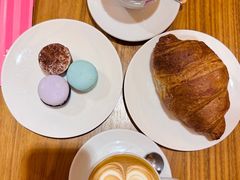 -文艺复兴百货(米兰大教堂广场店)