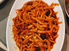-辛香味烧鱼馆·非遗技艺·排骨红烧肉(光谷医药园店)