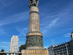 -人民防洪胜利纪念塔