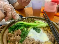 窝蛋榨菜牛肉煲仔饭-煲煲掂风味煲仔饭餐厅(西区店)