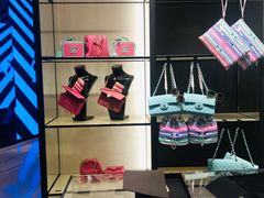 -CHANEL(恒隆广场店)