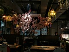 -烤圣自助美食音乐餐厅