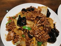 -泉畔人家·老济南经典鲁菜(大明湖店)