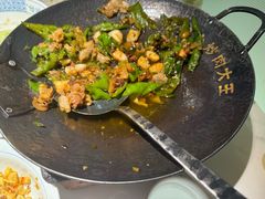 -费大厨辣椒炒肉(高铁吾悦广场店)