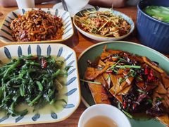 -酤居湖景音乐餐吧(安宁店)