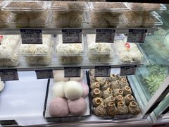 -白玉兰食品(中山公园龙之梦店)