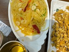 -盾亚新疆餐厅(松江万达广场店)