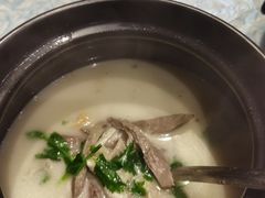 浓汤羊杂汤-巴扎美食·新疆菜·西域歌舞表演餐厅(新疆大厦店)