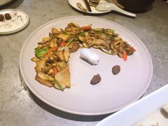 -半山腰·云南菜(侨福芳草地店)
