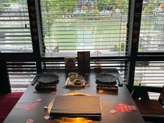 -铭牛烧肉·和牛海鲜自助(高新月牙湖店)