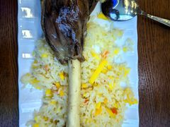 -西部哈哈特色抓饭