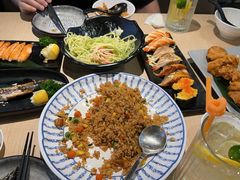 -万岁料理回转寿司(华贸店)