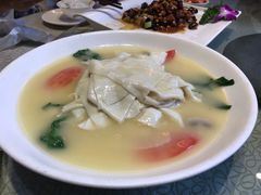 雪花鸡片-芙蓉凰花园酒楼
