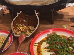 -泥糊破店小酒馆·团建聚餐(南京西路店)